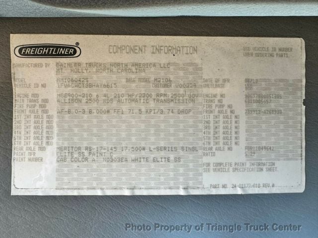 2011 Freightliner M2 JUST 12k MILES! NON CDL! SUPER NICE UNIT! LIFT GATE! UNDER 26k GVW! FINANCE OR LEASE! - 22997476 - 65