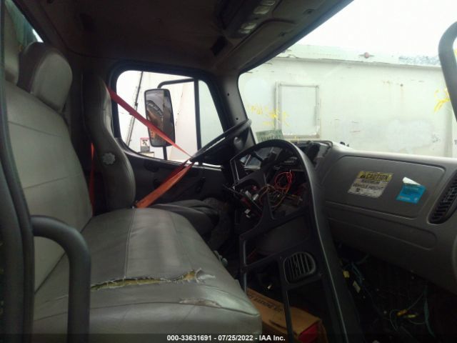 2011 Freightliner M2-106 GARBAGE TRUCK MECHANIC SPECIAL LOW MILES MANY EXTRAS - 21522010 - 4
