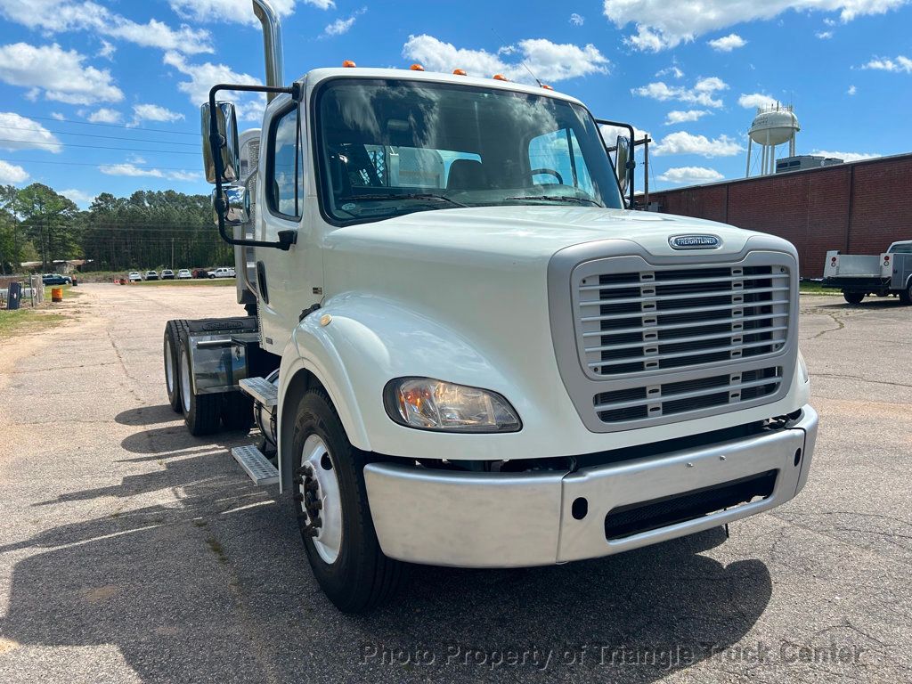 2011 Freightliner TRACTOR TANDEM JUST 16k MILES! SUPER CLEAN UNIT! AUTOMATIC TRANS ULTRASHIFT WITH SMART SHIFT! - 22379291 - 3