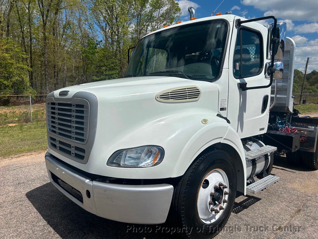 2011 Freightliner TRACTOR TANDEM JUST 16k MILES! SUPER CLEAN UNIT! AUTOMATIC TRANS ULTRASHIFT WITH SMART SHIFT! - 22379291 - 82