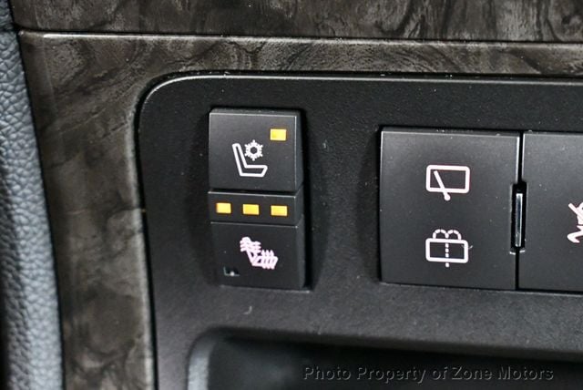 2011 GMC Acadia AWD 4dr Denali - 23005258 - 43