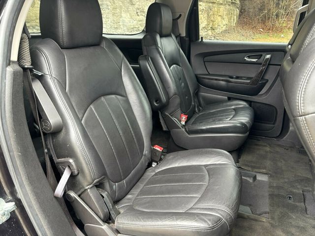 2011 GMC Acadia FWD 4dr Denali - 22970297 - 17