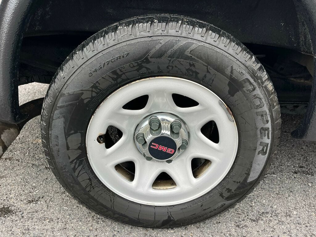 2011 GMC Savana ALL WHEEL DRIVE VAN AWD 4X4 Cargo Van - 22892877 - 14