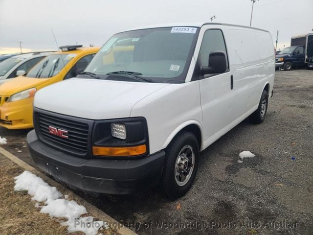 2011 GMC Savana G1500 - 22769595 - 0