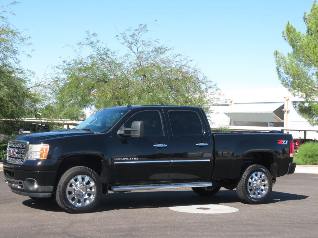 2011 GMC Sierra 2500HD EXTRA CLEAN DENALI 4X4 GMC DURAMAX DIESEL CREWCAB LOW LOW MILES - 22932906 - 0