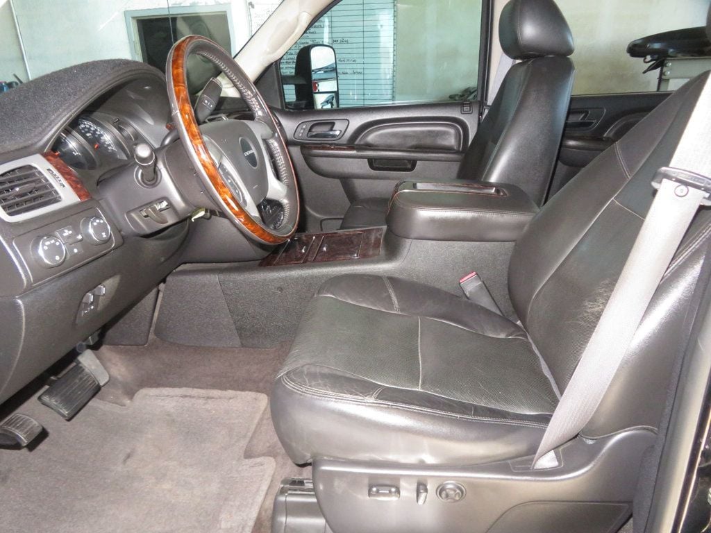 2011 GMC Sierra 2500HD EXTRA CLEAN DENALI 4X4 GMC DURAMAX DIESEL CREWCAB LOW LOW MILES - 22932906 - 20