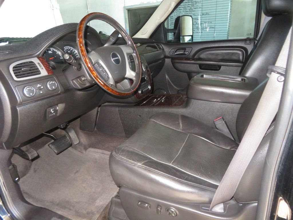 2011 GMC Sierra 2500HD EXTRA CLEAN DENALI 4X4 GMC DURAMAX DIESEL CREWCAB LOW LOW MILES - 22932906 - 21