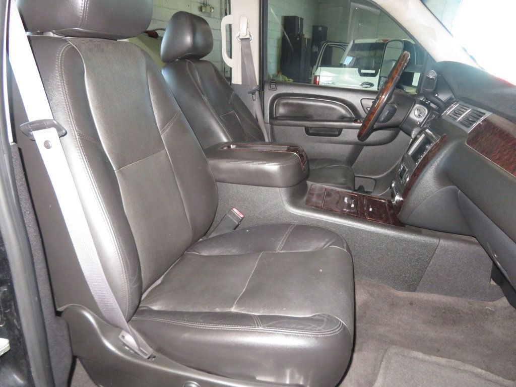 2011 GMC Sierra 2500HD EXTRA CLEAN DENALI 4X4 GMC DURAMAX DIESEL CREWCAB LOW LOW MILES - 22932906 - 36