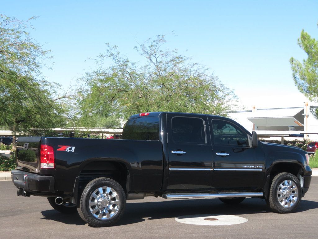 2011 GMC Sierra 2500HD EXTRA CLEAN DENALI 4X4 GMC DURAMAX DIESEL CREWCAB LOW LOW MILES - 22932906 - 5