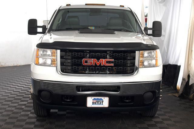 2011 GMC Sierra 3500 HD Crew Cab & Chassis  - 13860051 - 1