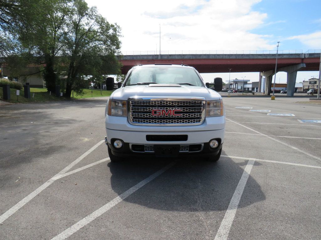 2011 GMC Sierra 3500HD 4WD Crew Cab 167.7" DRW Denali - 22591042 - 2