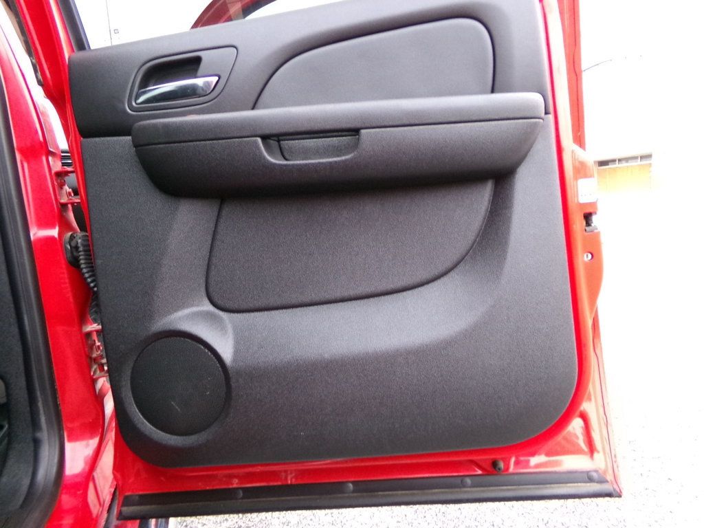 2011 GMC Sierra 3500HD 4WD Crew Cab 167.7" DRW SLT - 22892860 - 15