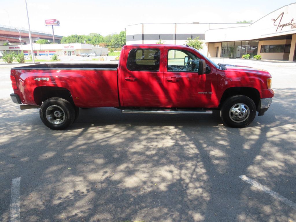 2011 Gmc Sierra SLT photo 3