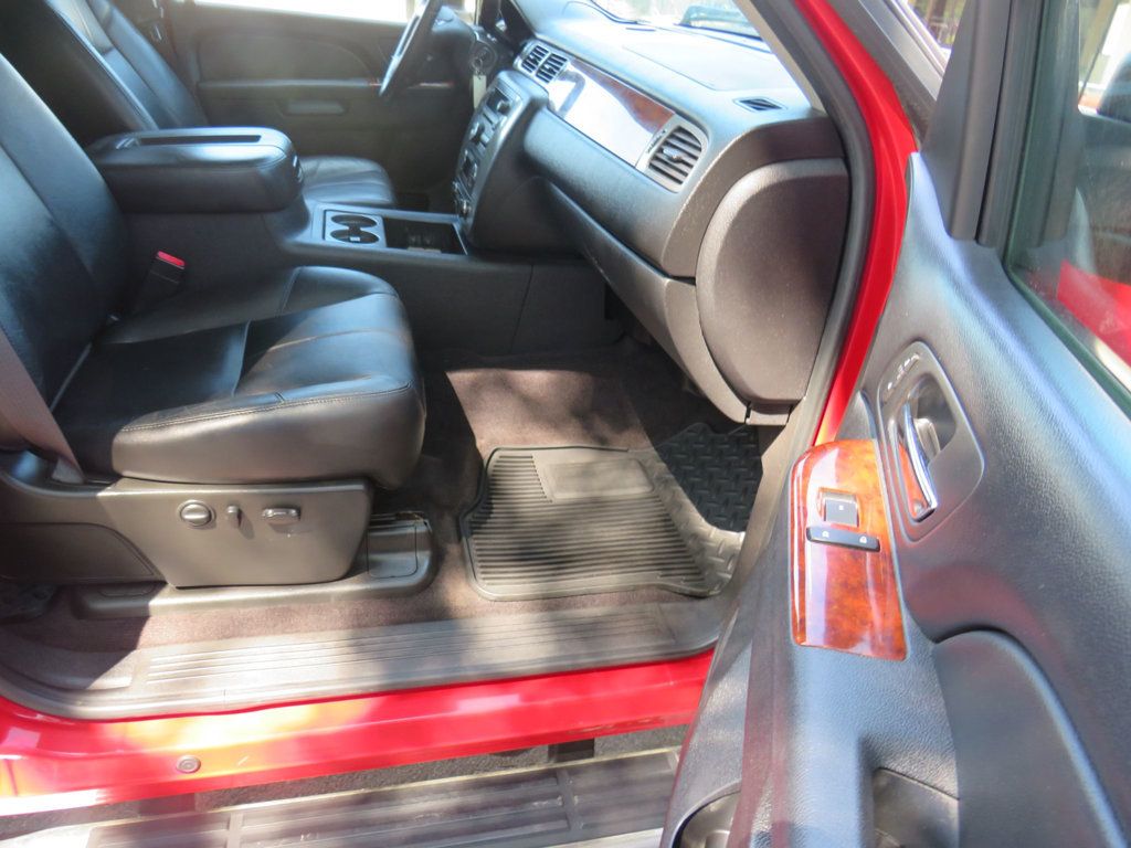 2011 Gmc Sierra SLT photo 6
