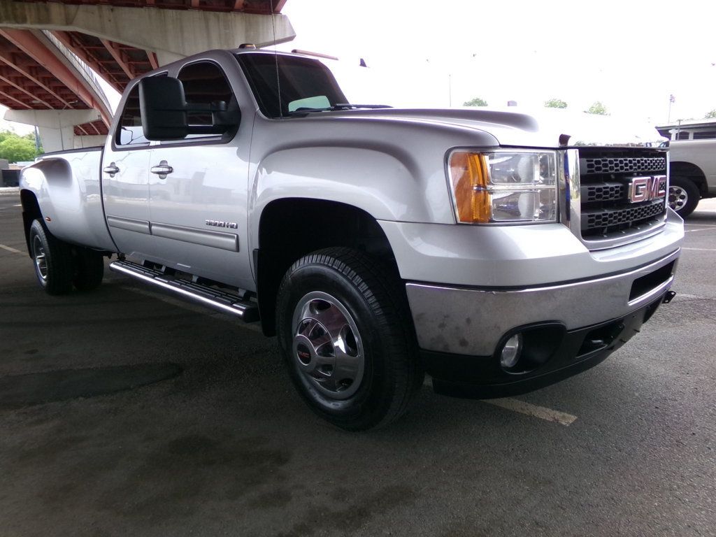 2011 GMC Sierra 3500HD 4WD Crew Cab 167.7" DRW SLT - 23013732 - 3