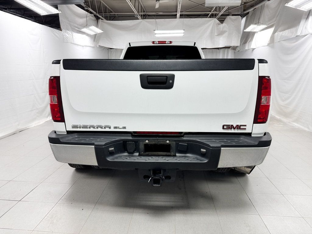 2011 GMC Sierra 3500HD CREW CAB SLE 4X4 6.6L  DURAMAX DIESEL - 23004335 - 3