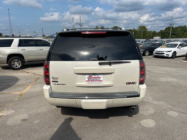 2011 GMC Yukon 2WD 4dr 1500 Denali - 22958010 - 4