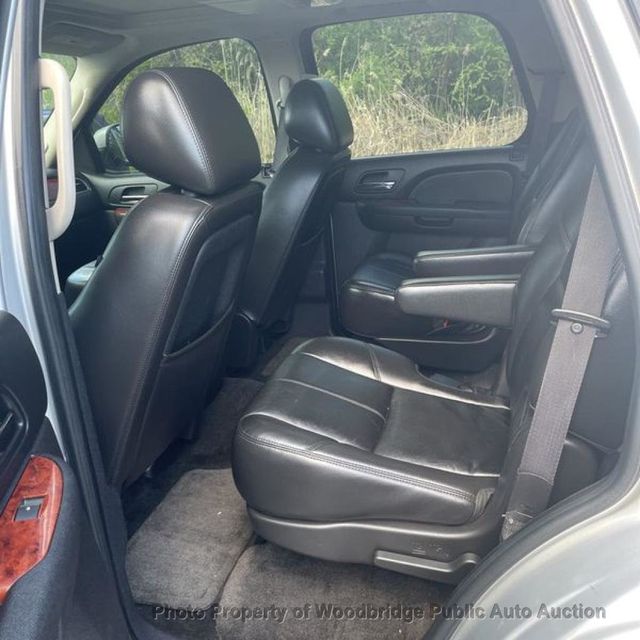 2011 GMC Yukon 2WD 4dr 1500 SLT - 23020862 - 9