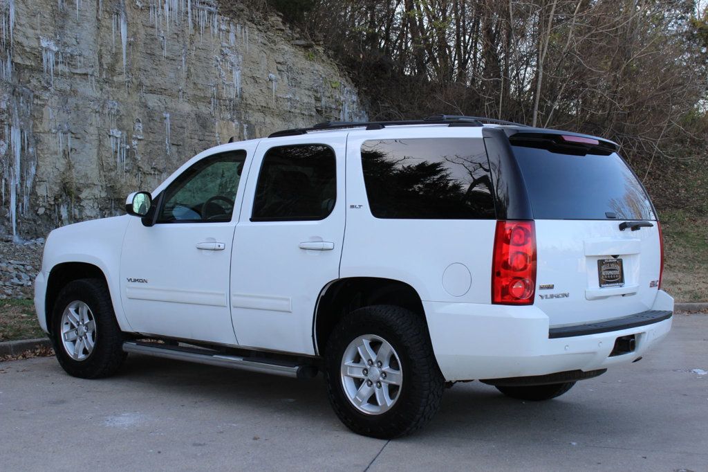 2011 GMC Yukon Great Truck! 4x4, Heated Seats, Quad Bucket Seats! Nav! - 22739633 - 11