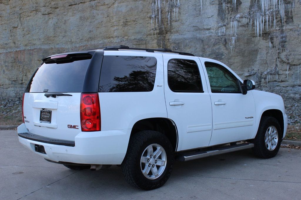 2011 GMC Yukon Great Truck! 4x4, Heated Seats, Quad Bucket Seats! Nav! - 22739633 - 13