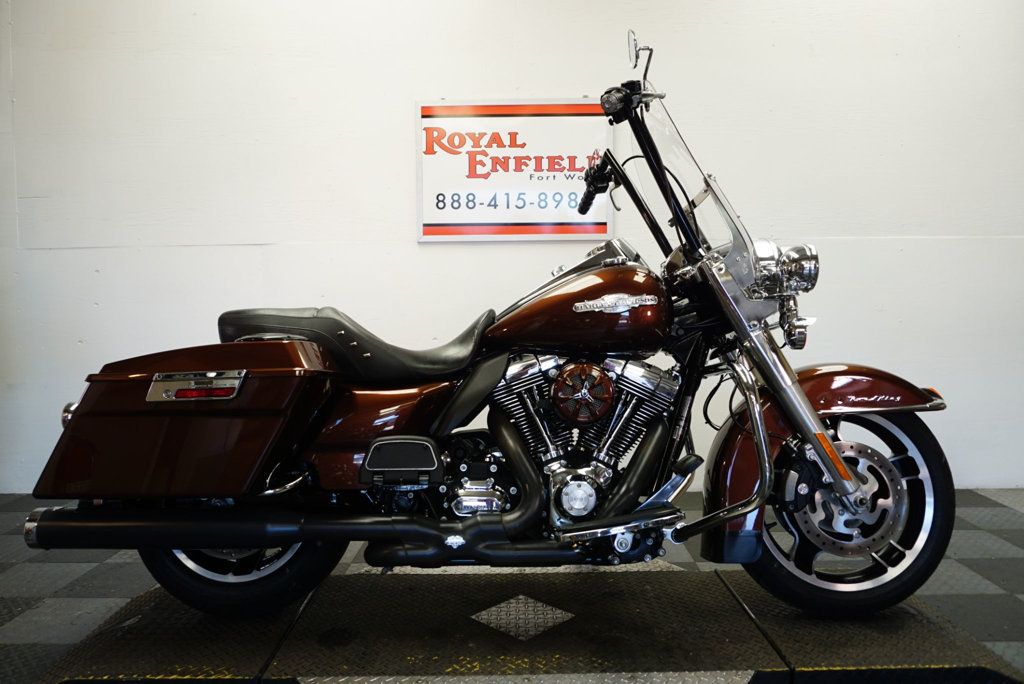 2011 Harley-Davidson FLHRI ROAD KING NICE UPGRADES!!! - 22446116 - 0