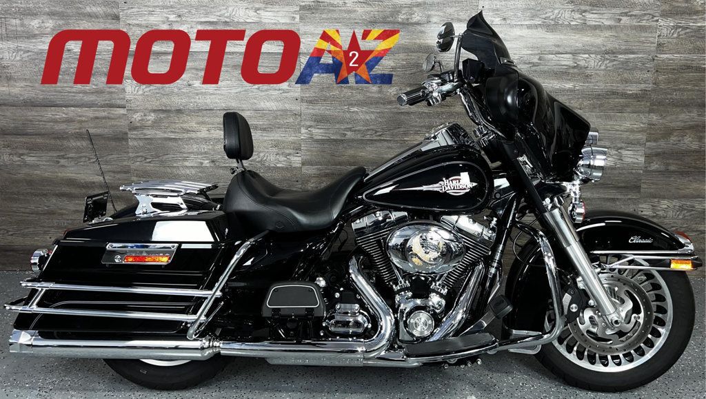 2011 Harley-Davidson FLHTC Electra Glide Classic Custom! - 22595946 - 0