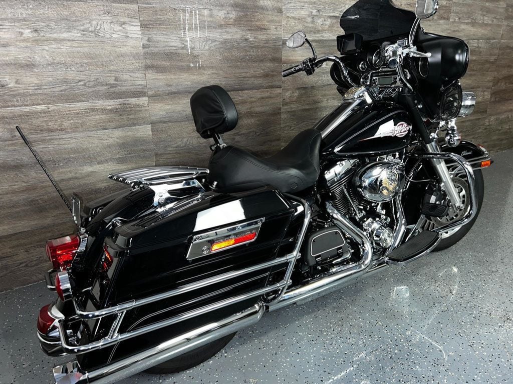 2011 Harley-Davidson FLHTC Electra Glide Classic Custom! - 22595946 - 2