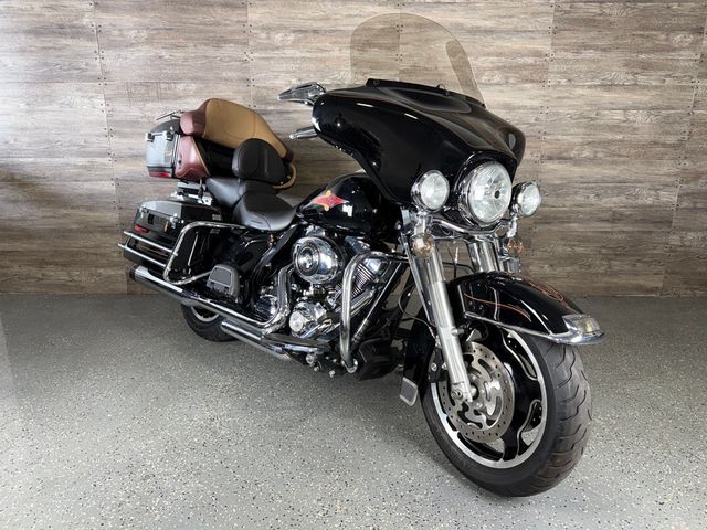 2011 Harley-Davidson FLHTP Police Electra Glide SUPER CLEAN! - 23053327 - 10