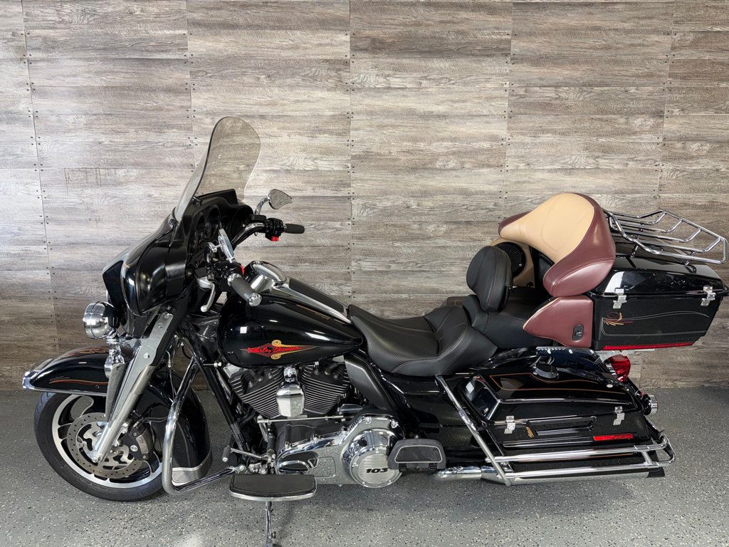 2011 Harley-Davidson FLHTP Police Electra Glide SUPER CLEAN! - 23053327 - 11