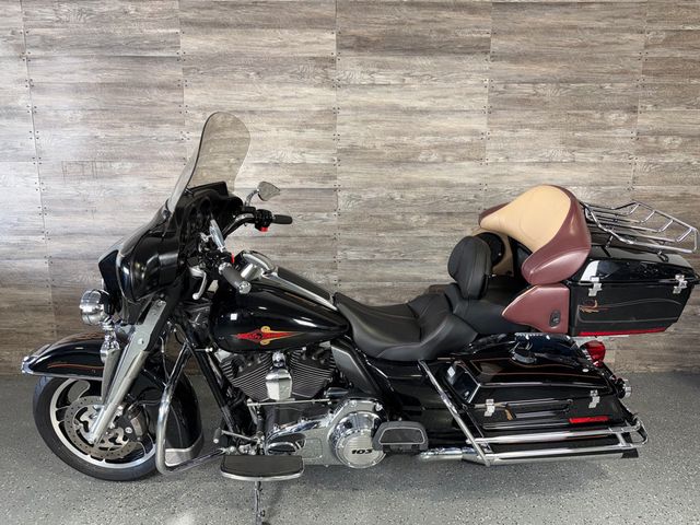 2011 Harley-Davidson FLHTP Police Electra Glide SUPER CLEAN! - 23053327 - 11