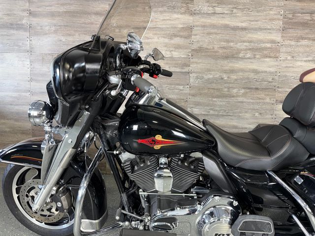 2011 Harley-Davidson FLHTP Police Electra Glide SUPER CLEAN! - 23053327 - 12