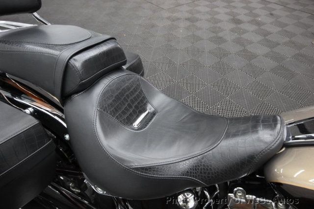 2011 Harley-Davidson FLSTSE2 FLSTSE2 - 22562235 - 4