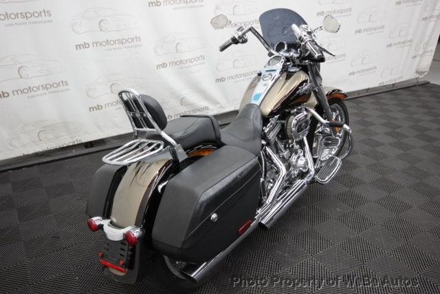 2011 Harley-Davidson FLSTSE2 FLSTSE2 - 22562235 - 8