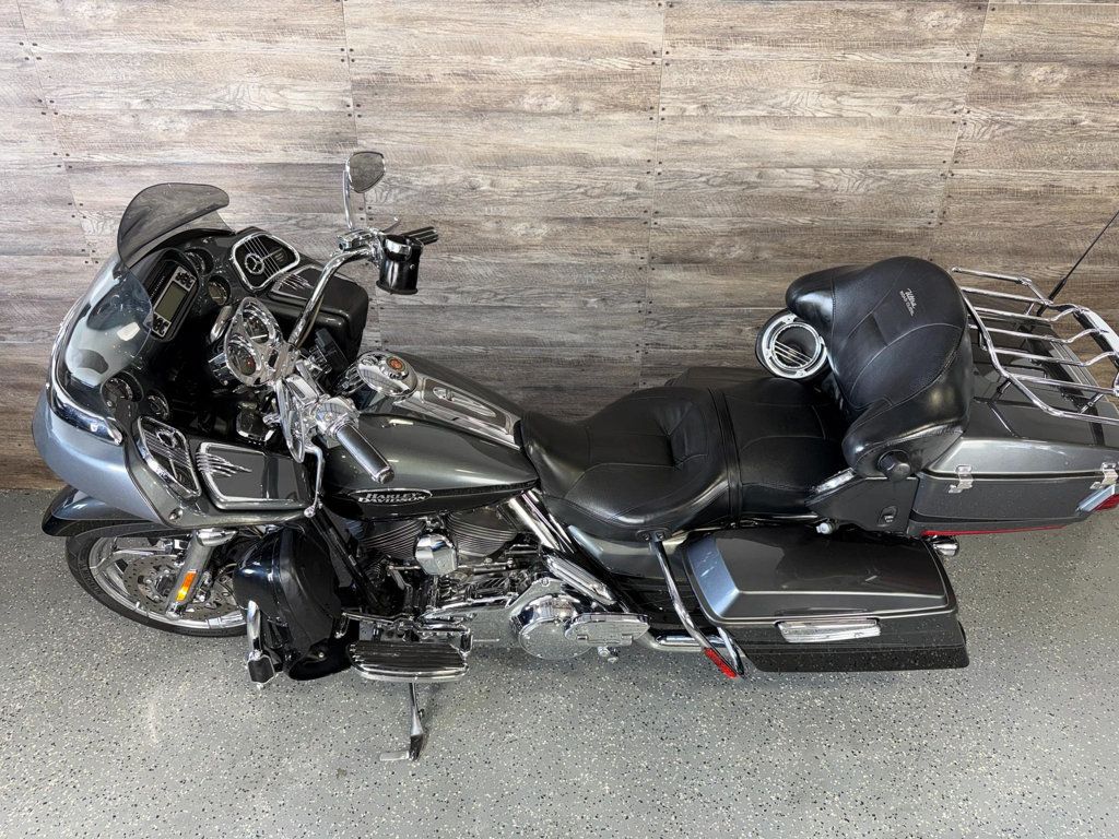 2011 Harley-Davidson FLTRUSE CVO Road Glide Custom SUPER CLEAN! - 23023120 - 15