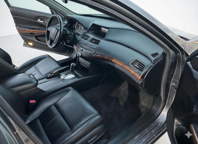 2011 Honda Accord EX L 4dr Sedan - 22847731 - 15