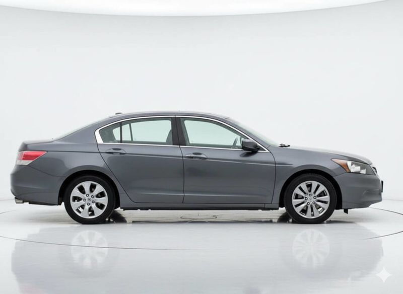 2011 Honda Accord EX L 4dr Sedan - 22847731 - 4
