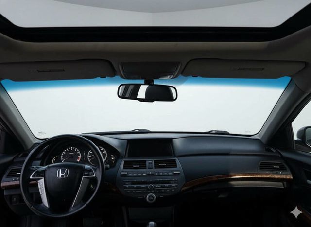 2011 Honda Accord Reliable & Comfortable - Smooth Ride - EX-L Trim - 22847731 - 16