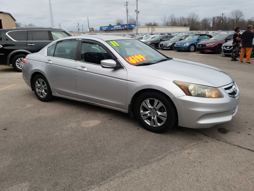 2011 Honda Accord LX-P photo 3