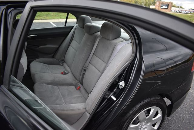 2011 Honda Civic Sedan 4dr Automatic LX - 22938526 - 5