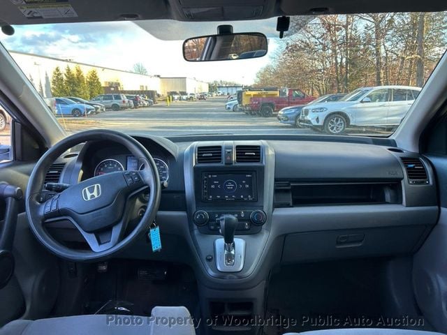 2011 Honda CR-V 4WD 5dr SE - 22963444 - 6