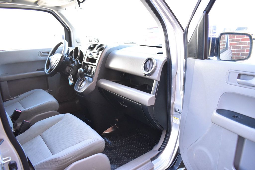 2011 Honda Element 4WD 5dr LX - 22997448 - 16