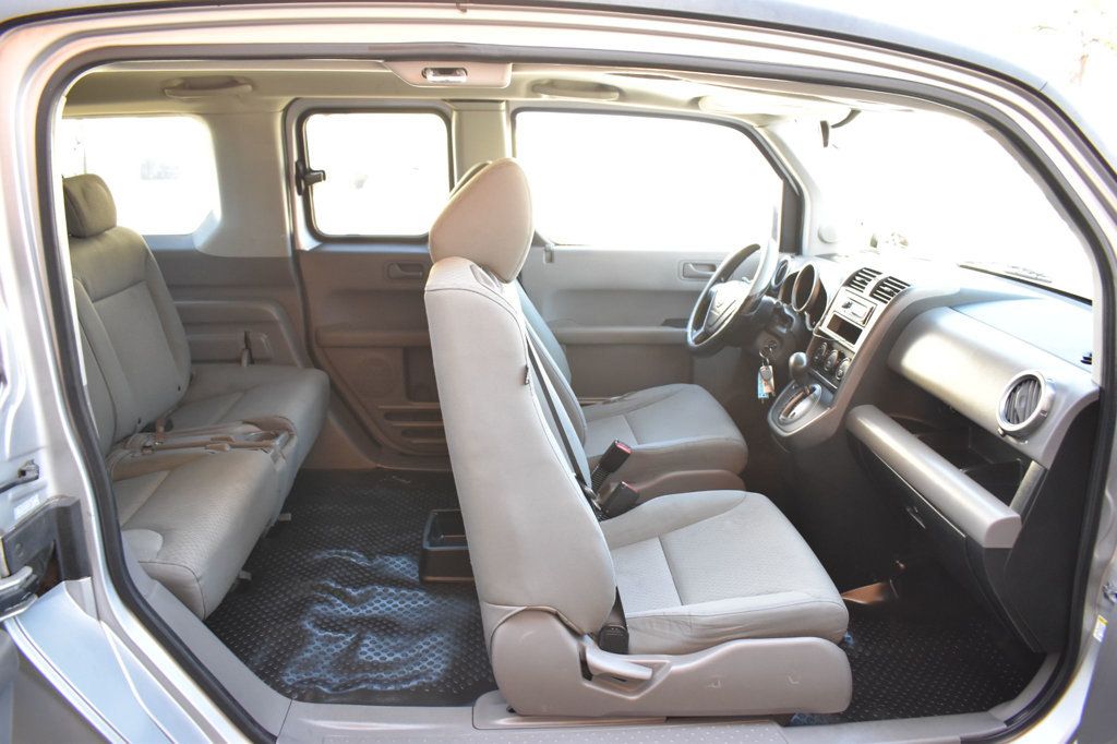 2011 Honda Element 4WD 5dr LX - 22997448 - 19