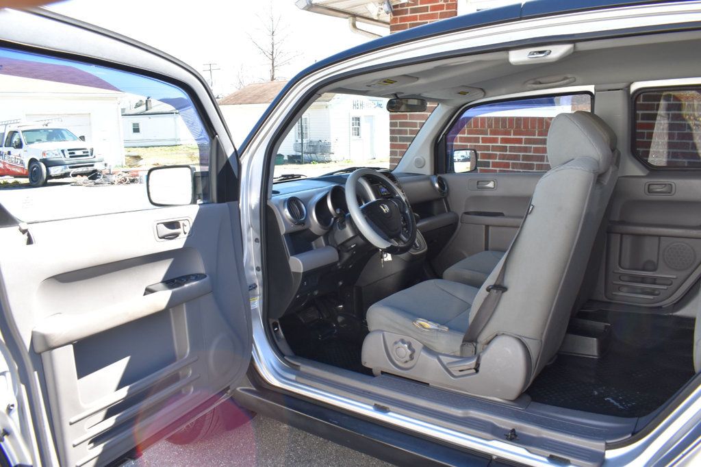 2011 Honda Element 4WD 5dr LX - 22997448 - 24