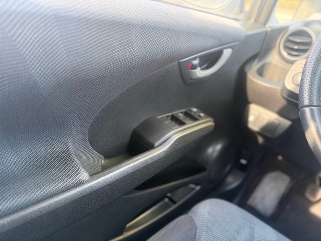 2011 Honda Fit 5dr Hatchback Manual Sport - 22957490 - 11