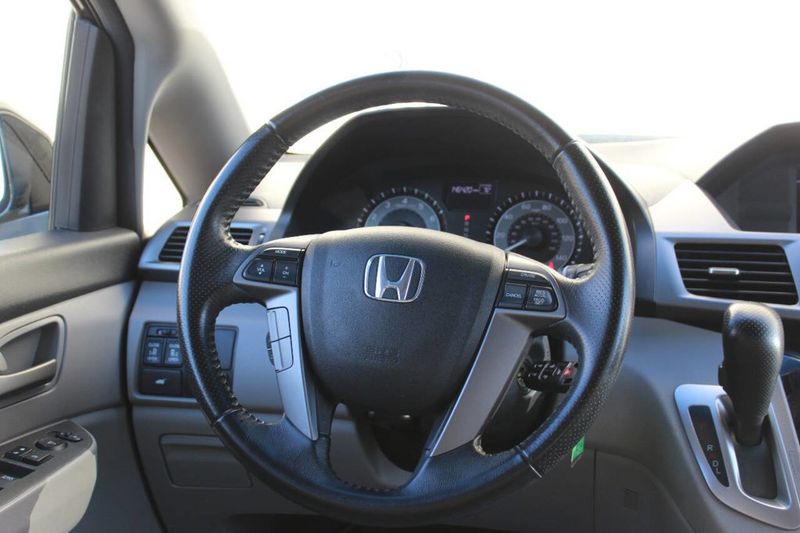 2011 Honda Odyssey 5dr EX-L - 22912356 - 21