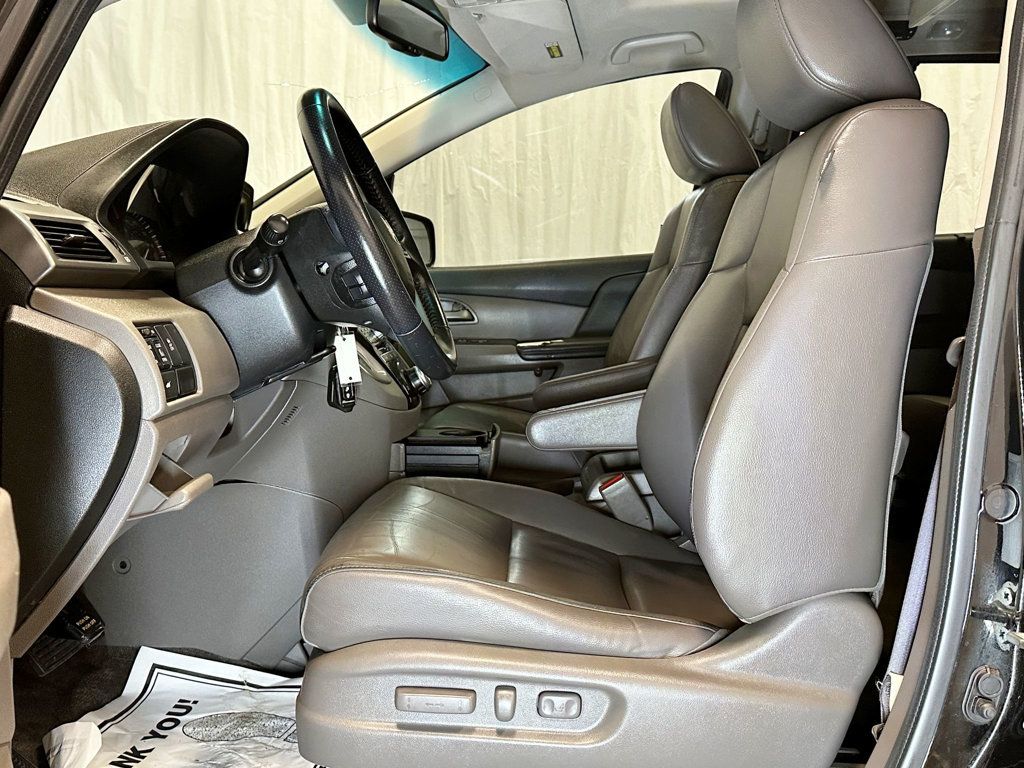 2011 Honda Odyssey 5dr EX-L - 23093882 - 17