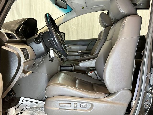 2011 Honda Odyssey 5dr EX-L - 23093882 - 17