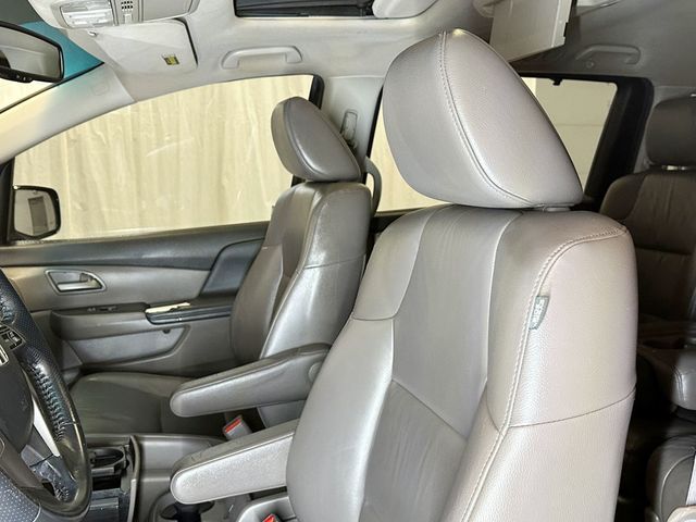 2011 Honda Odyssey 5dr EX-L - 23093882 - 19