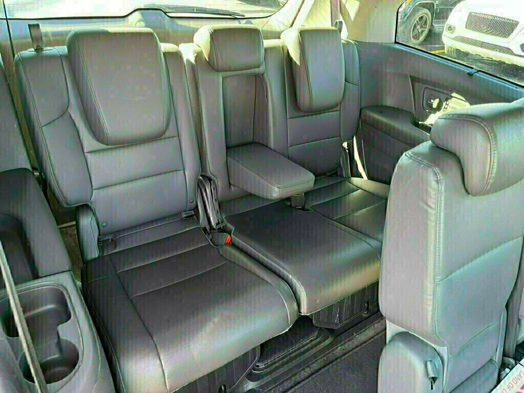 2011 Honda Odyssey Touring - 22801595 - 21