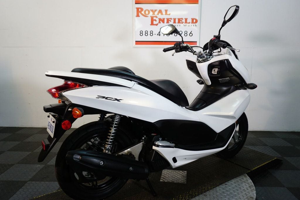 2011 Honda PCX 125 SCOOTER AUTOMATIC-FUN/RIDE! - 22757178 - 20